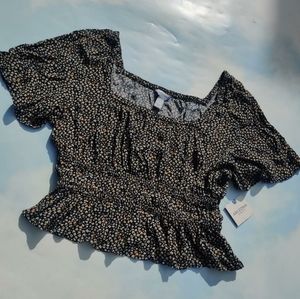 Ditsy Floral Flutter Sleeve Crop Top